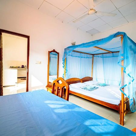 Surfing Guest House Matara Dış mekan fotoğraf