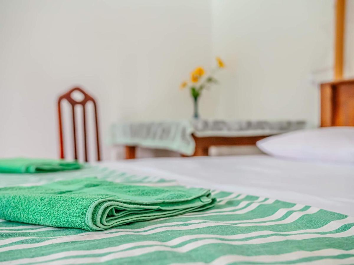 Surfing Guest House Matara Dış mekan fotoğraf