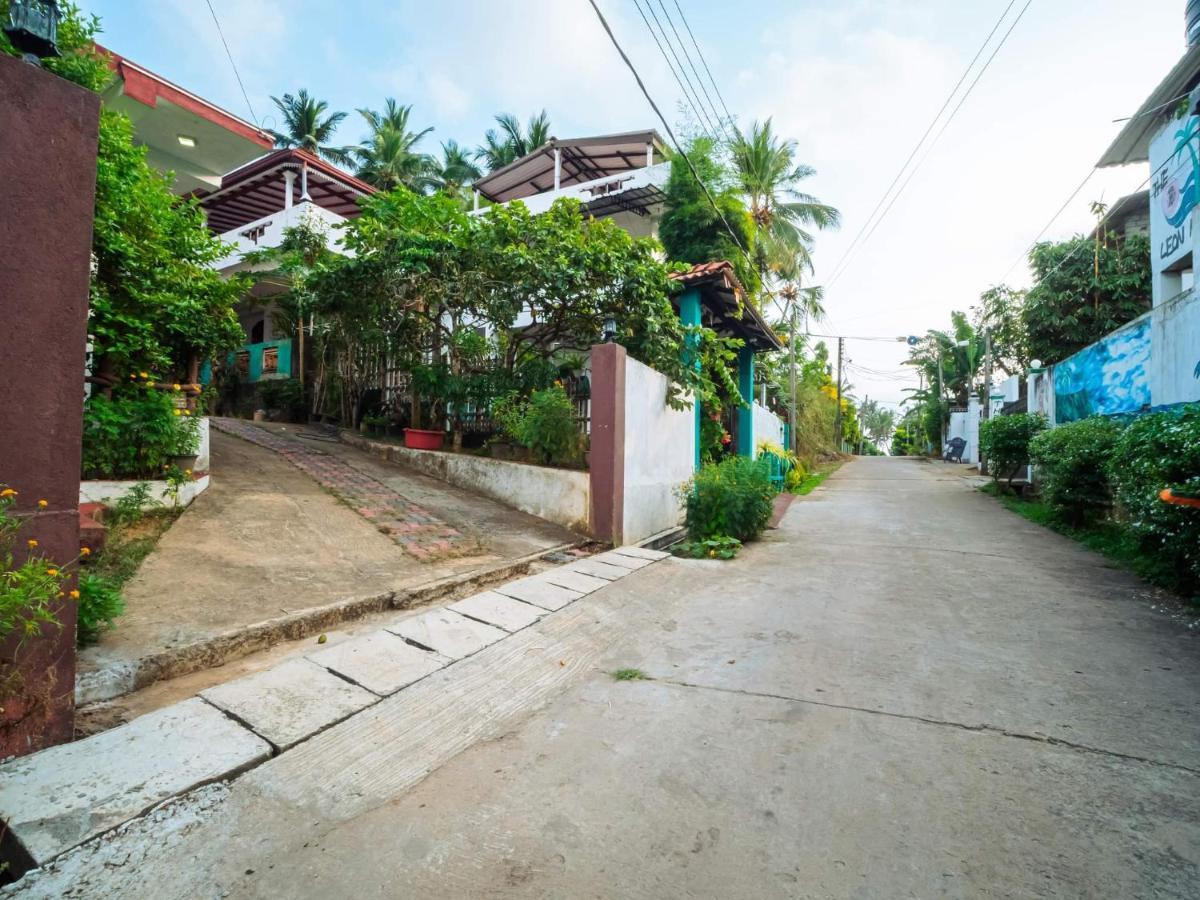 Surfing Guest House Matara Dış mekan fotoğraf